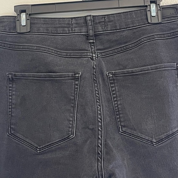 Abercrombie & Fitch Black High Rise Jean Legging Women’s 10R (30) Skinny Stretch - Picture 4 of 9